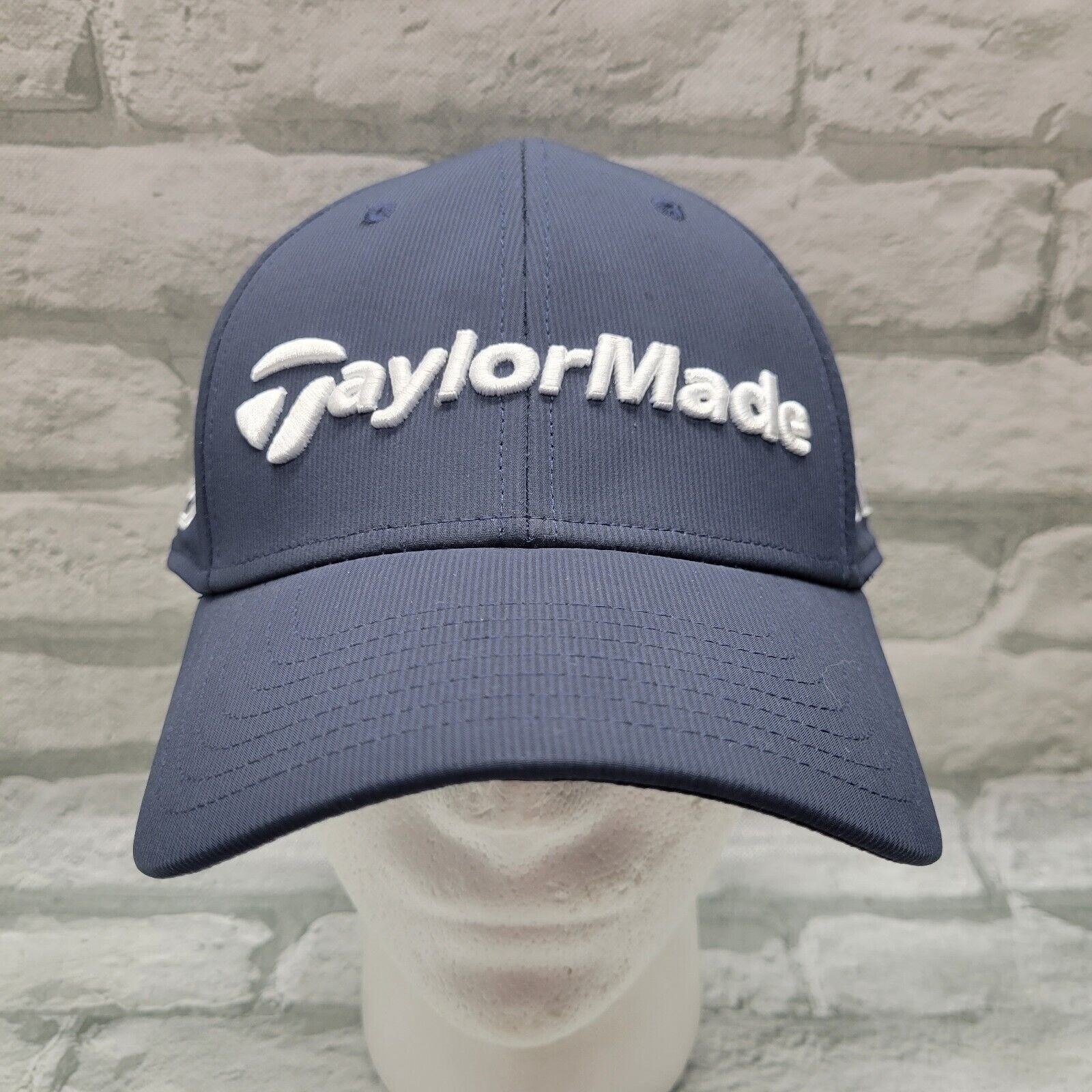 Taylormade Golf Hat Adjustable Strapback Navy Blue Lightweight Breathable Cap M5